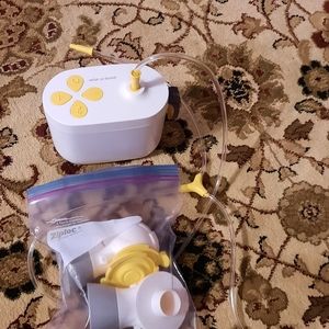 Medela pump in style